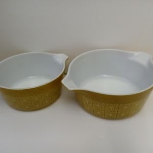 Two Vintage Pyrex Bowls